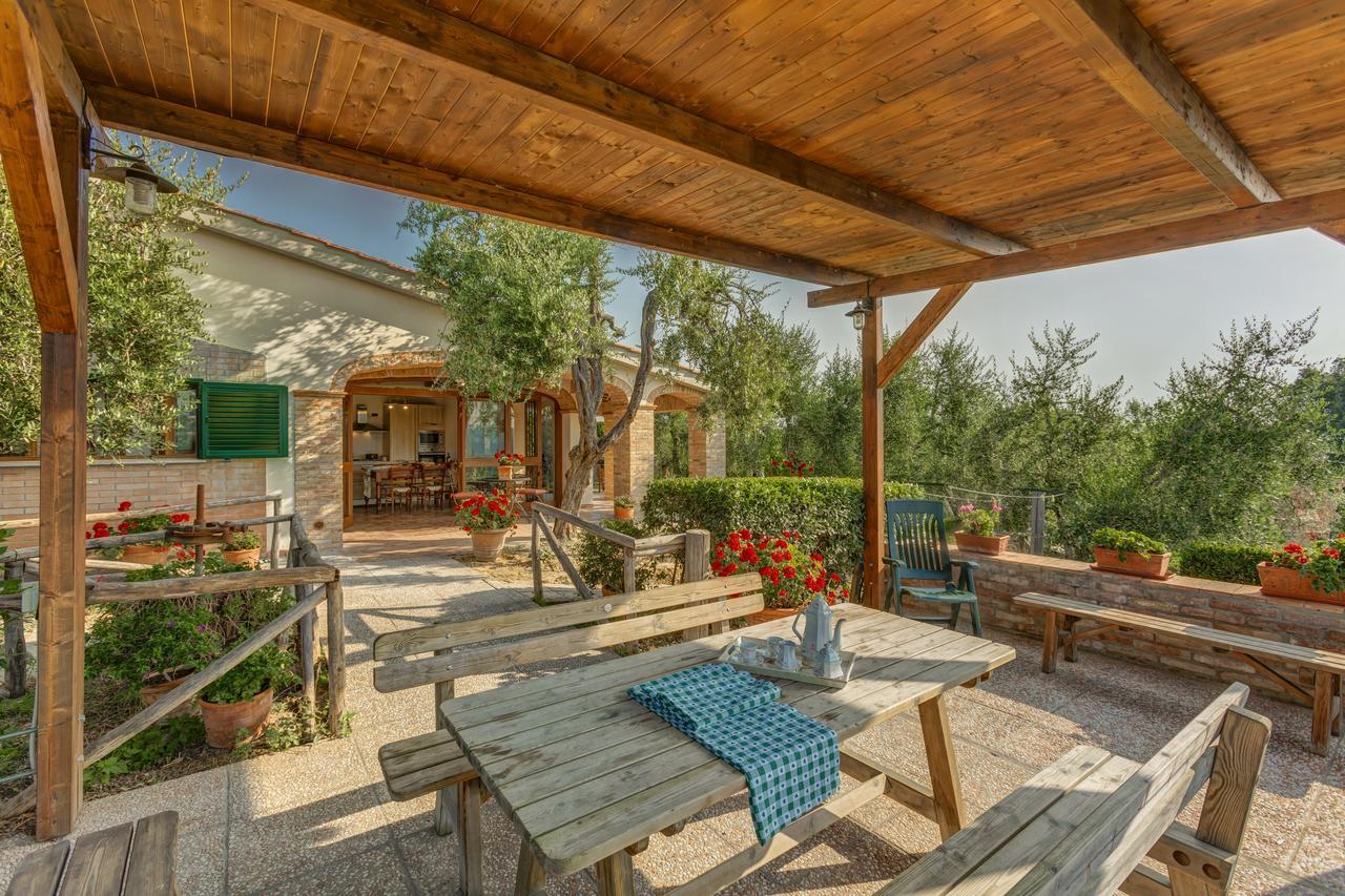 La Villetta Montaione Extérieur photo